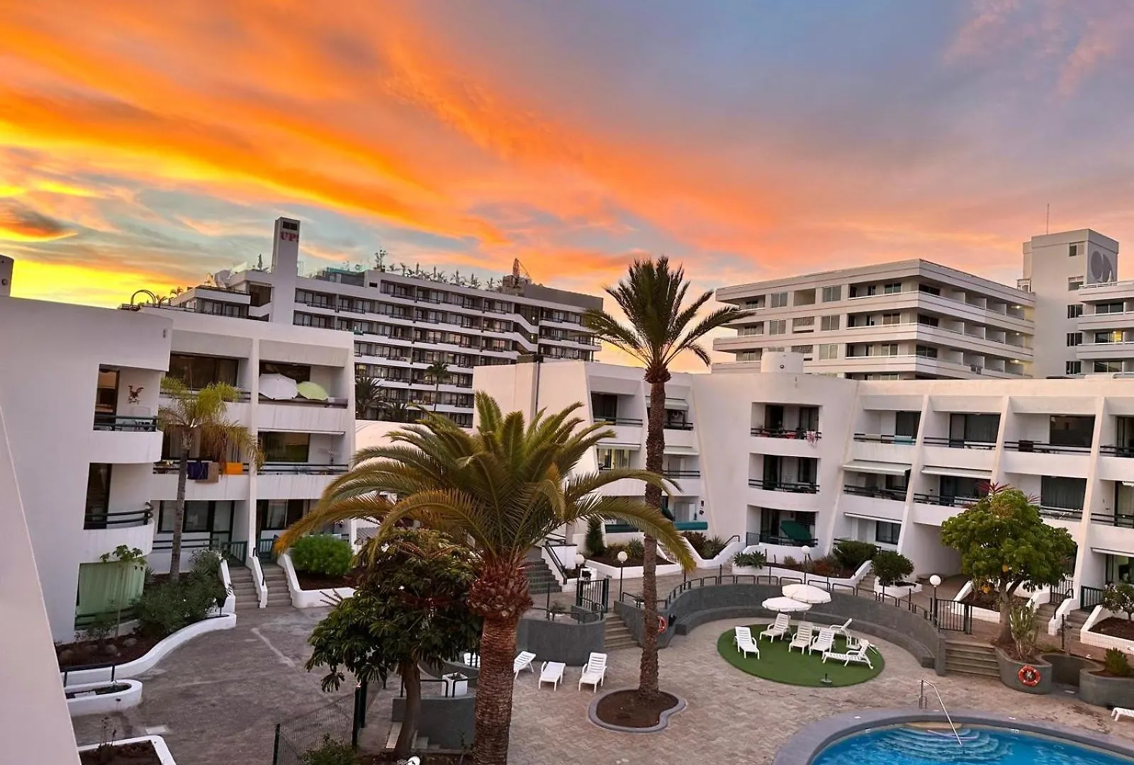 Centro Playa De Las Americas Arona
